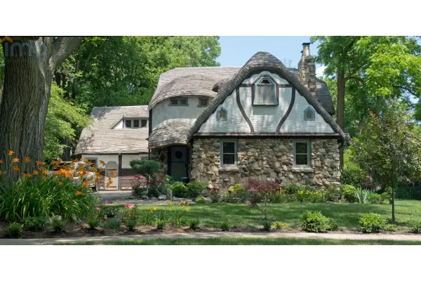 kujawsko-pomorskie, aleksandrowski, Ciechocinek, Budynek biurowy - perełka w Ciechocinku